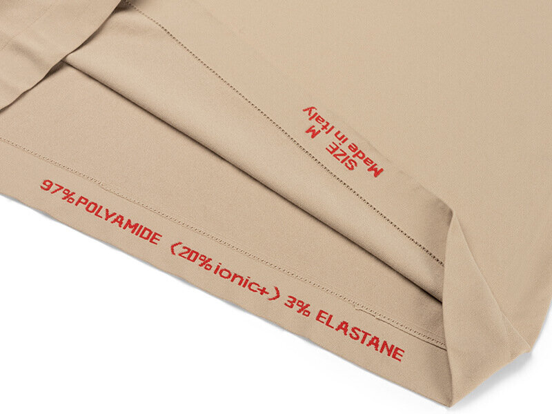 Skafit Unterzieshirt f&uuml;r Damen, Detail innen im Stoff unten, Farbe beige