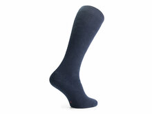 R&uuml;ckseite von skafit-kniestr&uuml;mpfen mit silbergarn marineblau
