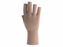 Schr&auml;gansicht von oben fingerloser Silberhandschuh Beige